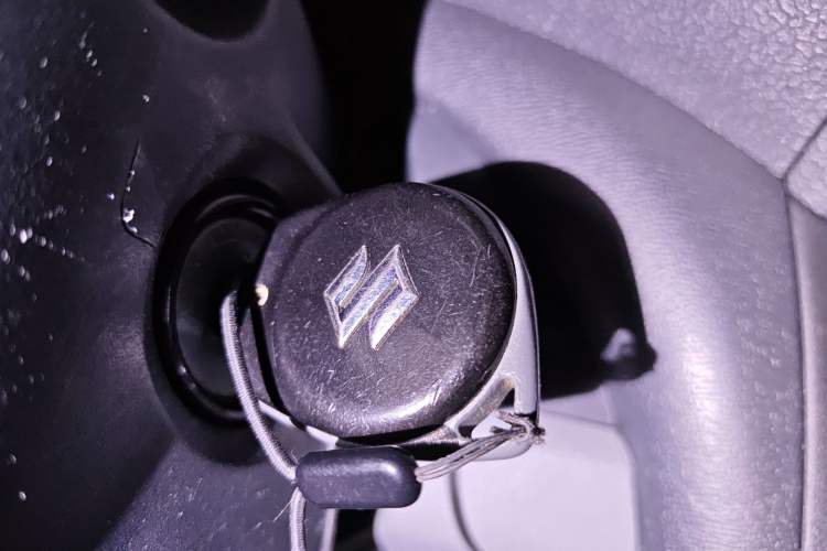 Used Suzuki Alto 2013 1.0L Automatic Luxury Model Vehicle Key