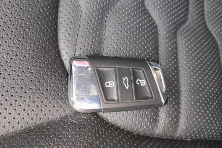 Used Volkswagen Touran 2021 Touran L 280TSI DSG Comfort Edition 7 Seats