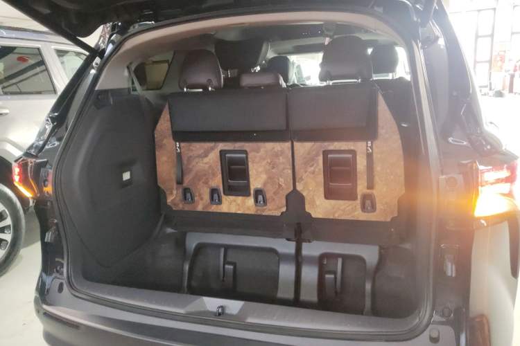 Used Toyota Sienna 2021 2.5L Hybrid Comfort Edition