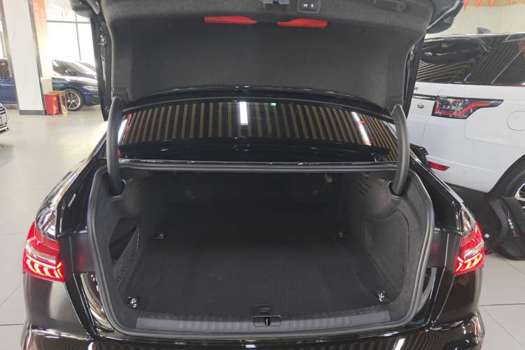 Used Audi A6L 2023 Updated 55 TFSI quattro Prestige Elegant Edition