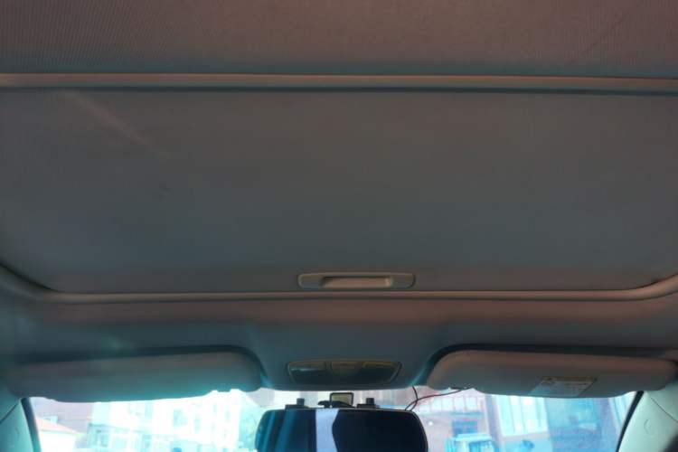 Used Zotye Z500 2015 1.5T CVT Luxury Model
