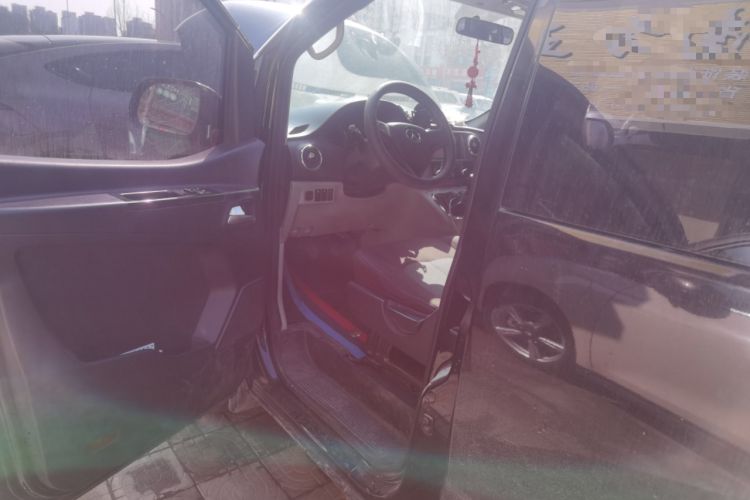 Used JAC Refine M3 2016 IKEA Edition 1.6L Luxury Smart Model