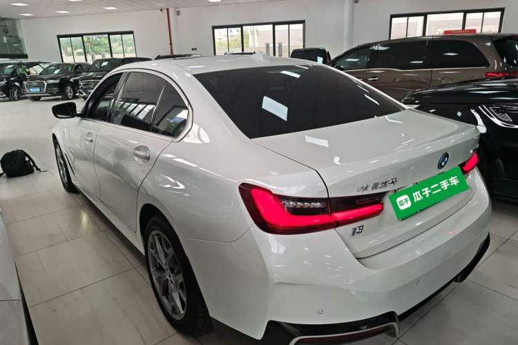 Used BMW i3 2024 eDrive 35 L
