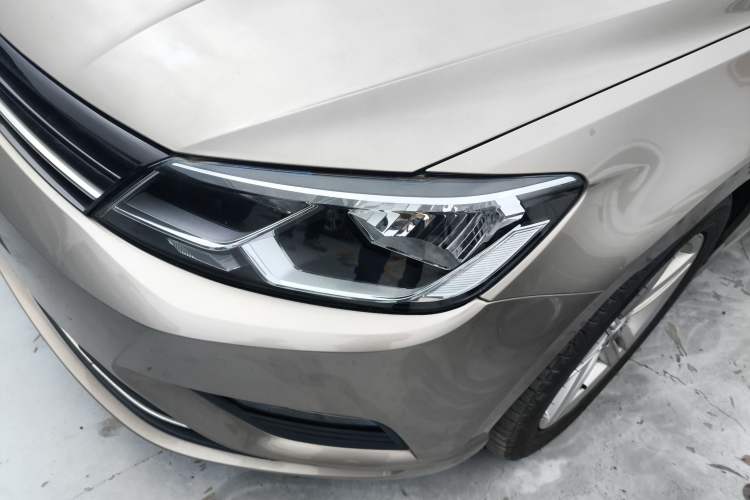 Used Volkswagen Lamando 2018 280TSI DSG Comfort Edition Left Front Headlight