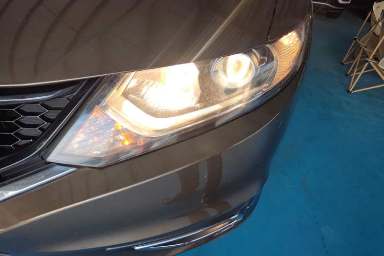 Used Honda Jade 2014 1.8L Automatic Comfort Elite Version 5 Seats
