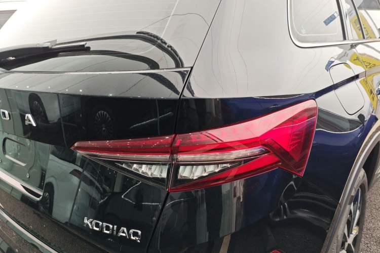 Used Skoda Kodiaq 2023 TSI330 5-Seater Two-Wheel-Drive Luxury Edition