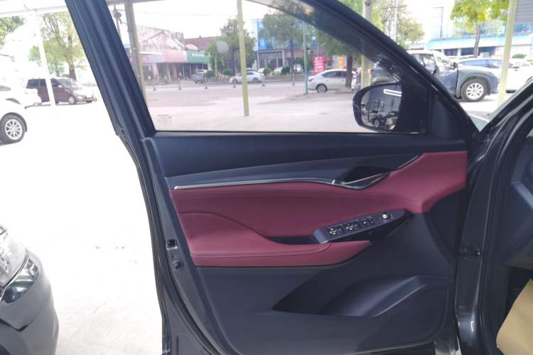 Used CHANGAN CS75 PLUS 2022 2.0T Automatic Pilot Version Interior 7