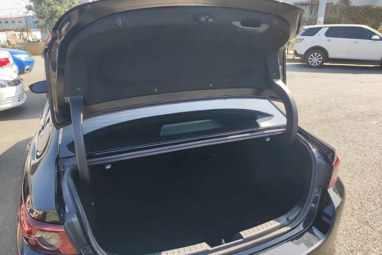 Used Mazda Mazda 3 Axela 2021 2.0L Automatic Zhiqing Edition