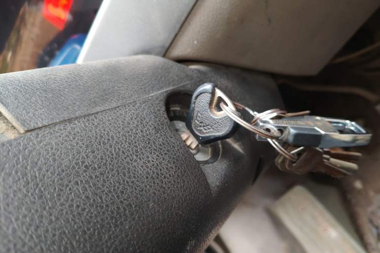 Used Wuling Rongguang 2011 1.2L Standard Version
