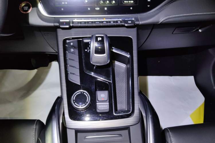 Used Geely Auto Emgrand X7 Sport 2020 1.8TD DCT Smart Connect PRO