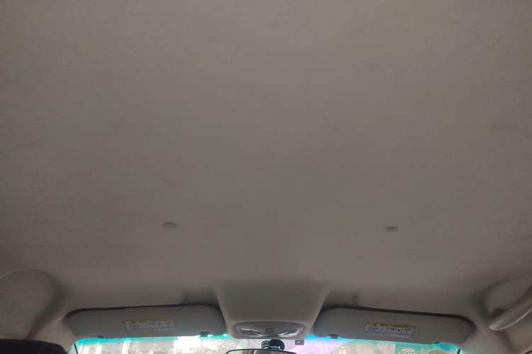 Used Cowin C3 2015 1.5L Manual Gold Diamond Edition