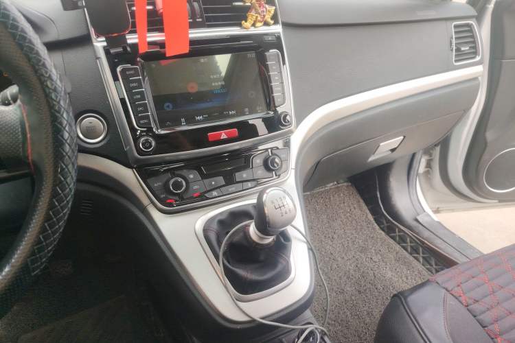 Used Haval M6 2018 1.5T Manual Two-Wheel Drive Elite Model
