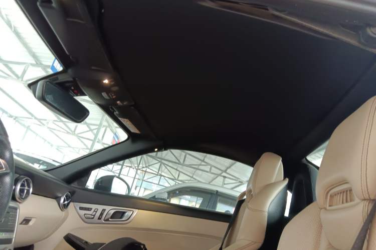 Used Mercedes-Benz SLC 2016 SLC 200 Fashion Model
