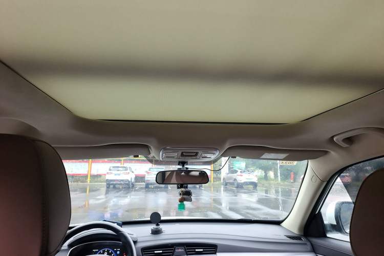 Used Geely Auto Emgrand X7 Sport 2021 1.8TD DCT Two-Wheel Drive Asian Games Edition Headliner