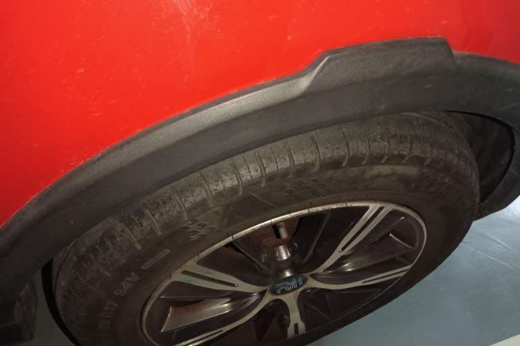 Used BYD Yuan New Energy 2018 EV360 Smart Connected Cool Model