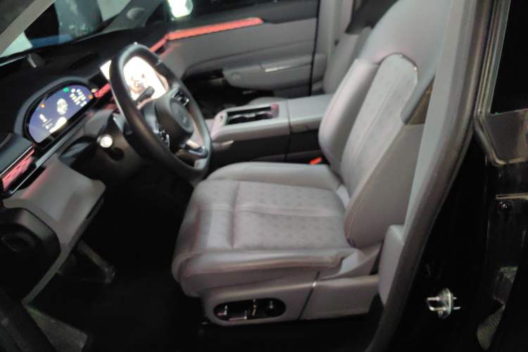 Used Zeekr 7X 2025 75 kWh Rear-Wheel Drive Intelligent Driving Version