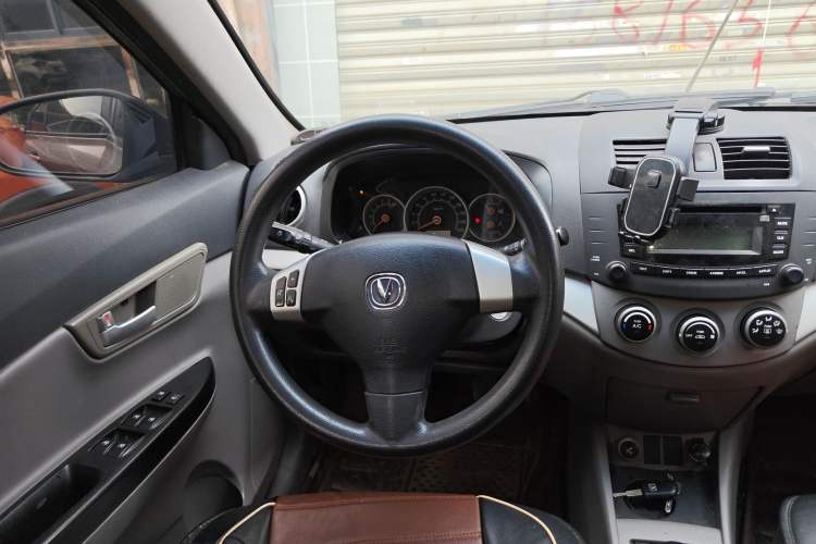 Used CHANGAN Alsvin 2012 Sedan 1.5L Manual Comfort Model