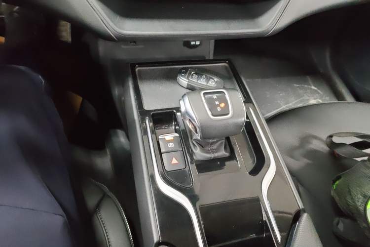 Used Hongqi E-QM5 2021 Charging Version Flagship Edition Gear Lever