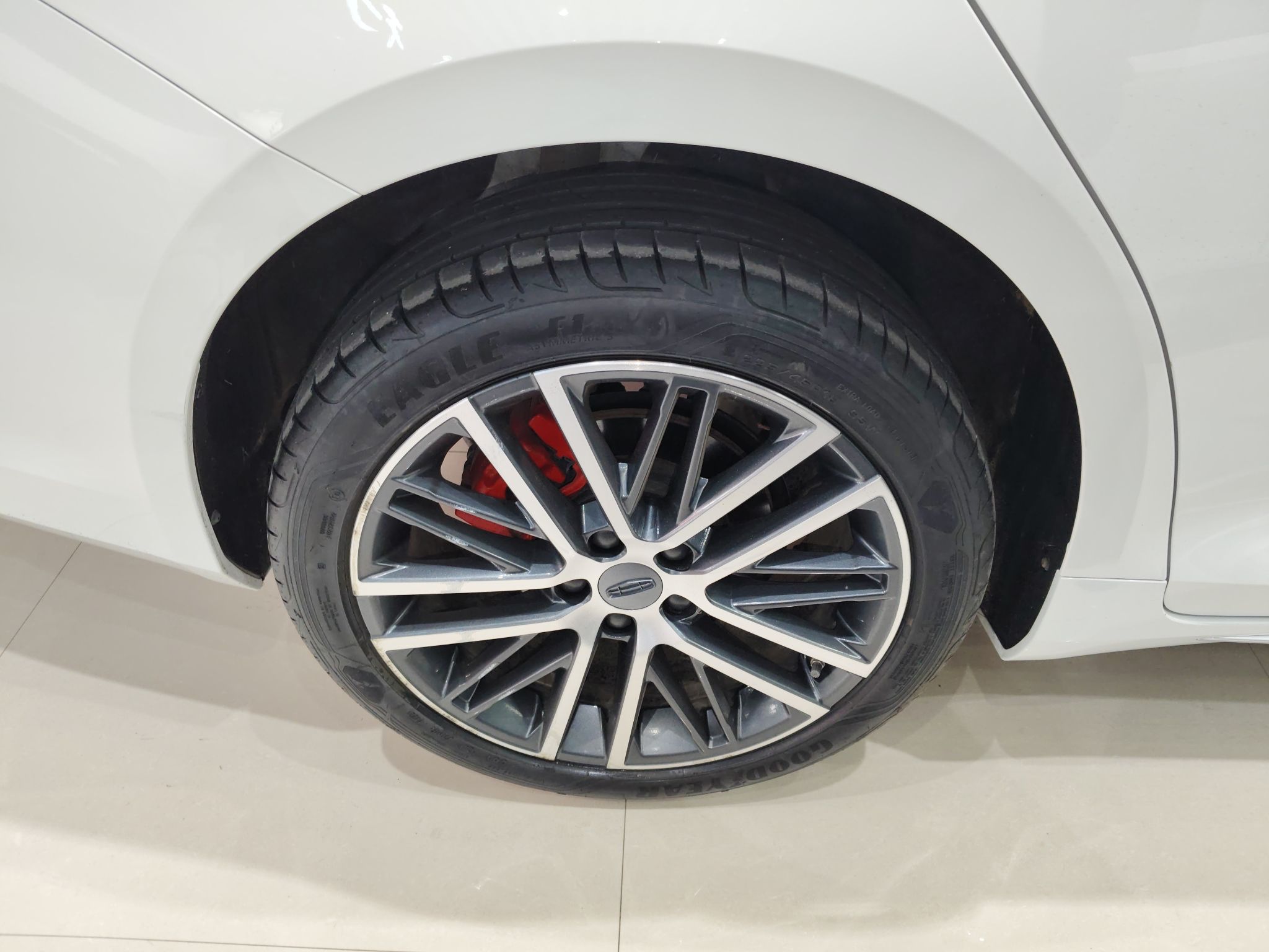 Geely Auto Preface 2023 2.0TD Prestige Version — снимка 11