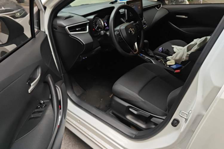 Used Toyota Levin 2022 185T CVT Luxury Edition Driver Seat