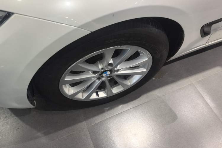 Used BMW 3 Series GT 2013 320i Leading Model Left Front Wheel Hub