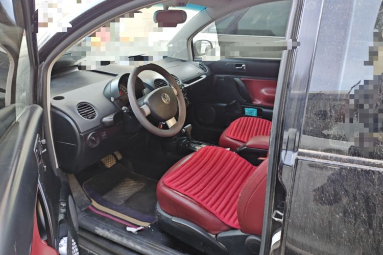 Used Volkswagen Beetle 2010 1.8T BlackOrange Luxury Edition Left Front Seat