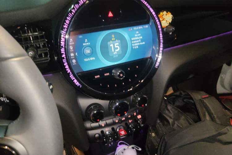 Used MINI 2023 Updated 1.5T COOPER Artist Audio And AC Panel