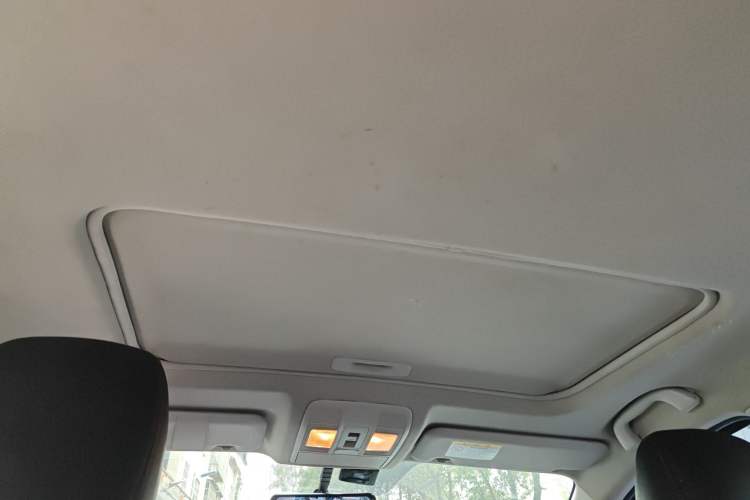 Used Mazda 3 Axela 2014 Sedan 2.0L Automatic Sport Model Headliner
