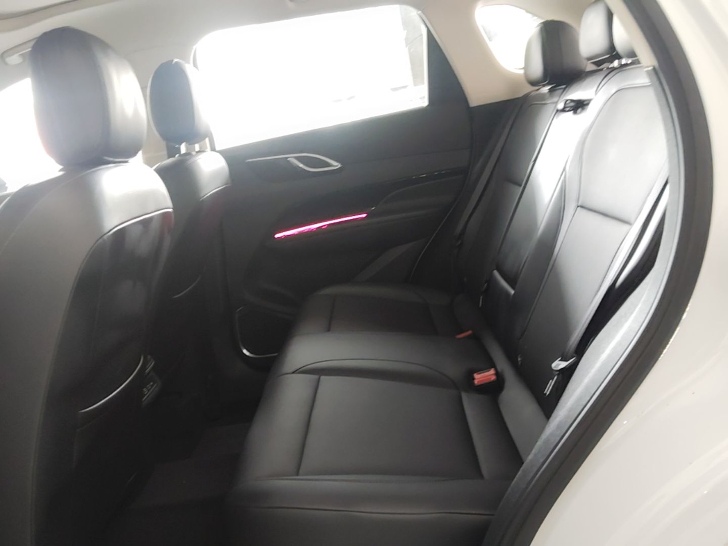 Hongqi HS3 PHEV 2025 Model PHEV 117km Jingwei PLUS Edition — снимка 20