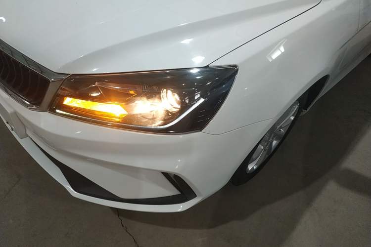 Used Geely Auto Emgrand 2021 UP 1.5L CVT Luxury Model Left Front Headlight