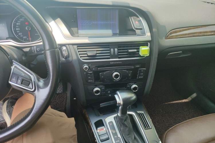 Used Audi A4L 2015 35 TFSI Automatic Standard Model
