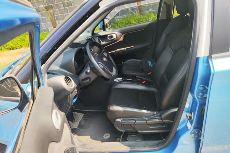 Used MG 3 2014 1.5L AMT Elite Edition Left Front Seat