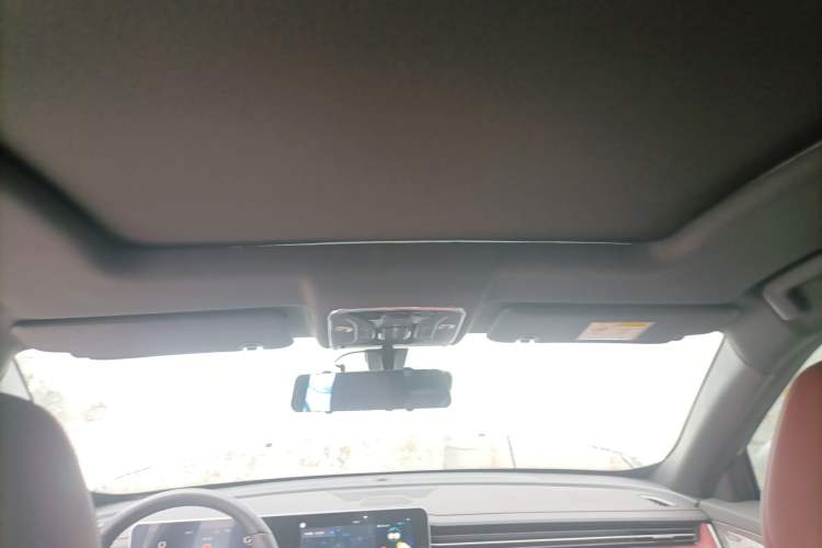 Used JETOUR X70 PRO 2023 1.5T DCT Comfort Edition 5 Seats Headliner