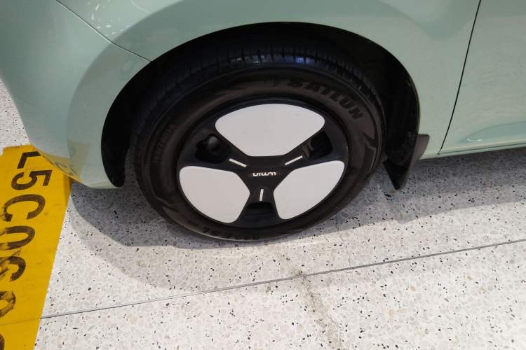 Used CHANGAN NEVO Lumin 2022 155 km – Refreshingly Sweet Edition
