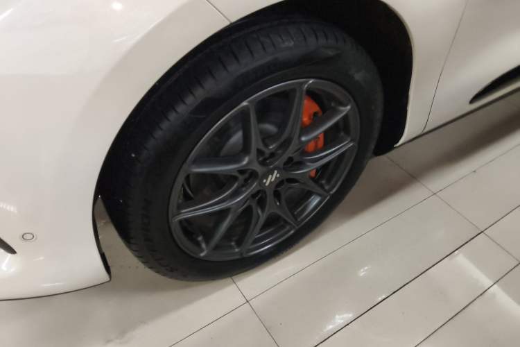 Used IM LS6 2023 Max Standard Edition Exterior 4