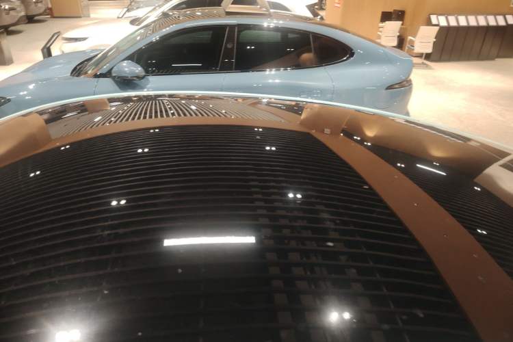 Used Tesla Model Y 2023 Long-Range All-Wheel-Drive Version