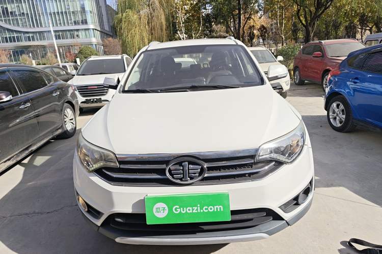 Used FAW Senya R7 2016 1.6L Manual Smart Version
