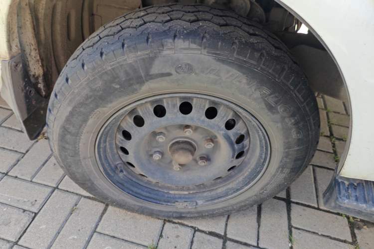 Used Jinbei Hiace 2014 2.0L Fifth-Generation Power King Classic 4G20D4B