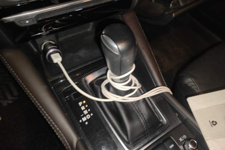 Used Mazda Atenza 2017 2.0L Blue Sky Luxury Edition
