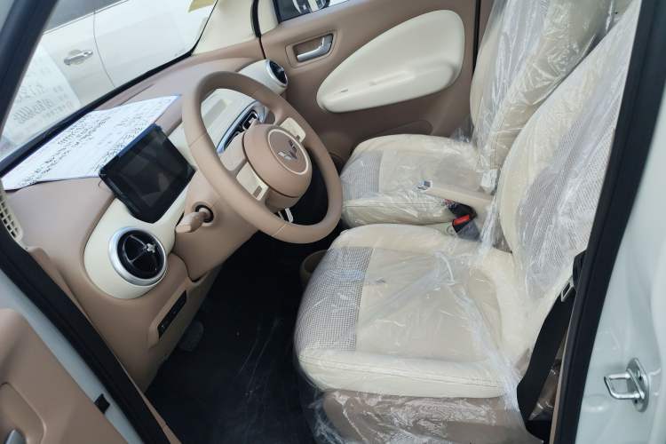 Used Wuling Hongguang MINIEV 2025 Four-Door Version Advanced Edition
