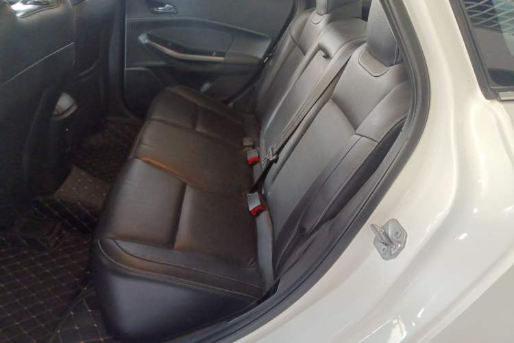 Used Ford Escort 2015 1.5L Automatic Fashion Model