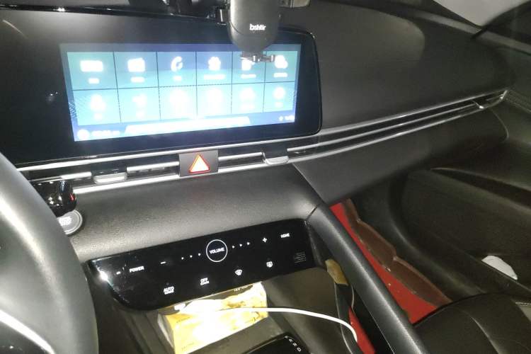 Used Hyundai Elantra 2022 1.5L CVT LUX Prestige Edition