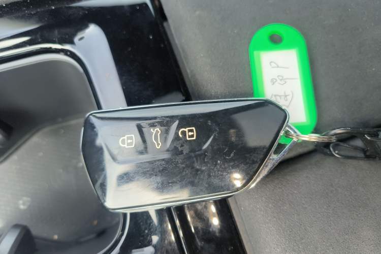 Used Volkswagen Teramont 2025 Tiguan Pro 450TSI Four-Wheel Drive Summit Edition
