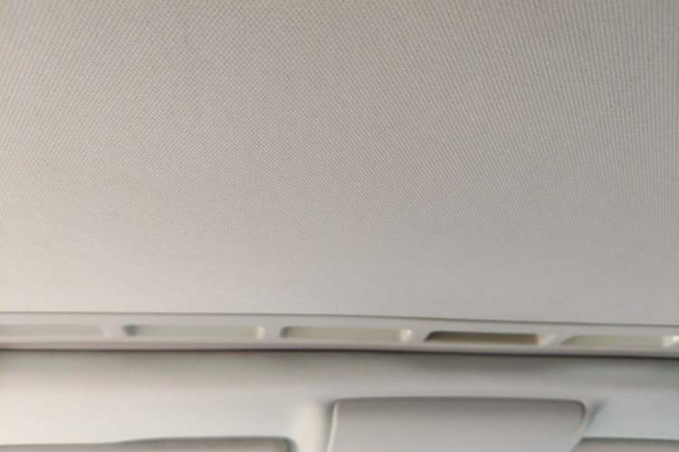 Used Volkswagen Lavida 2015 1.6L Automatic Comfort Edition Headliner