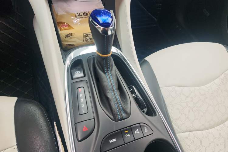 Used Buick VELITE 5 2017 Stylish Extended-Range Model