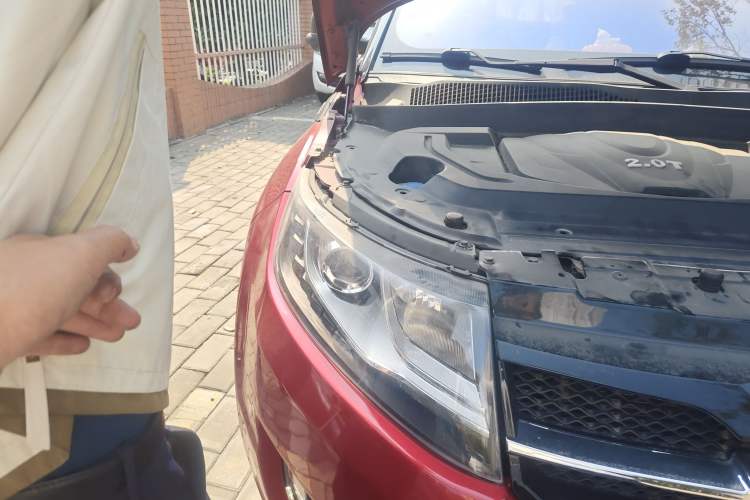 Used Land X7 2015 2.0T Panoramic Prestige Edition