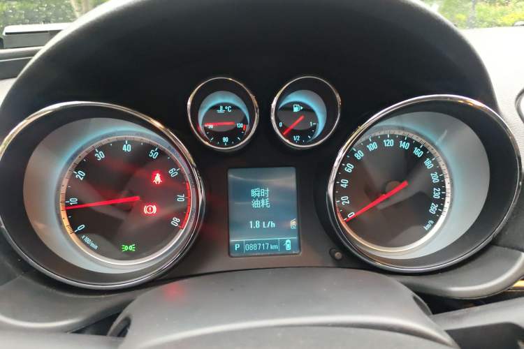 Used Buick Regal 2015 1.6T Leading Technology Model Instrument Cluster