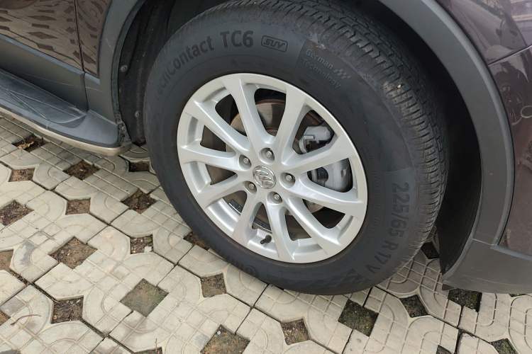 Used Buick Envision 2017 20T Two-Wheel Drive Luxury Model
