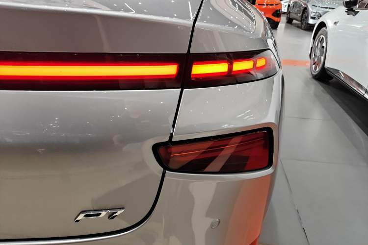 Used XPeng P7 2020 586N Exterior 3