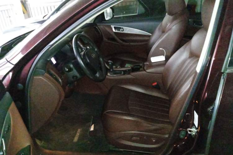 Used Infiniti QX50 2013 2.5L Two-Wheel-Drive Elegant Edition Left Front Seat